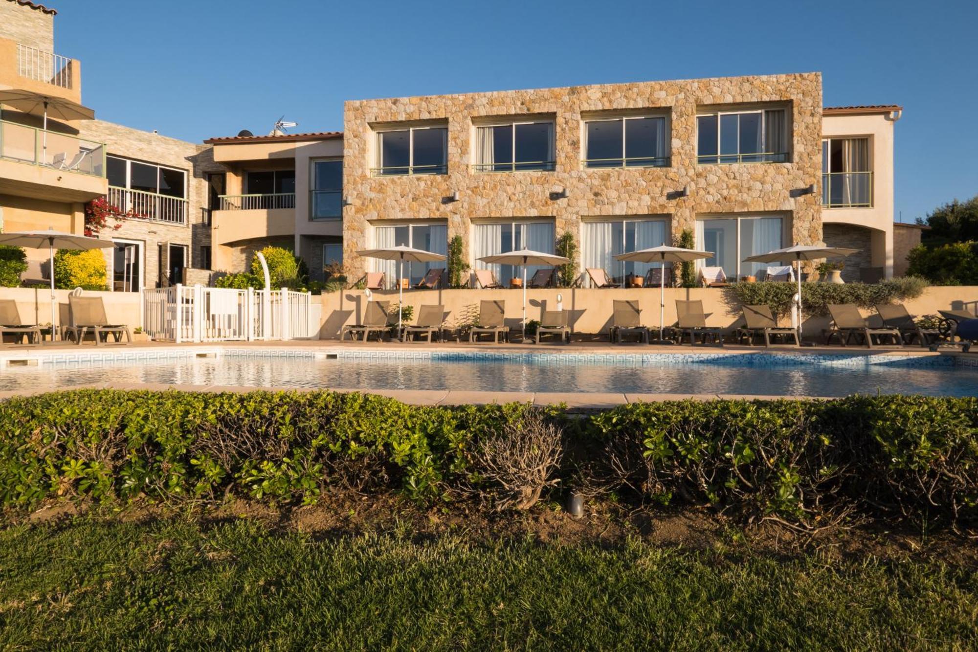 Hotel Funtana Marina LʼÎle-Rousse Exterior foto